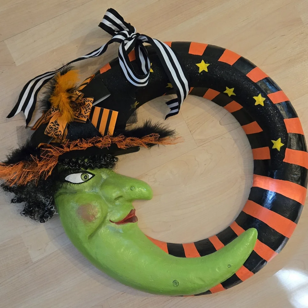Halloween Witch 19